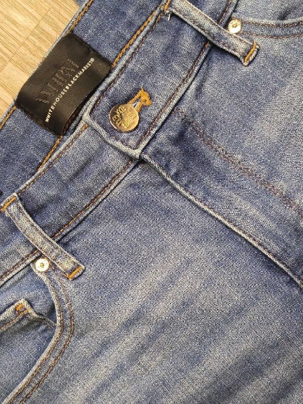 S1000 Girlfriend Mid Rise w/27" Inseam👖White House Black Market Size 10 Jeans